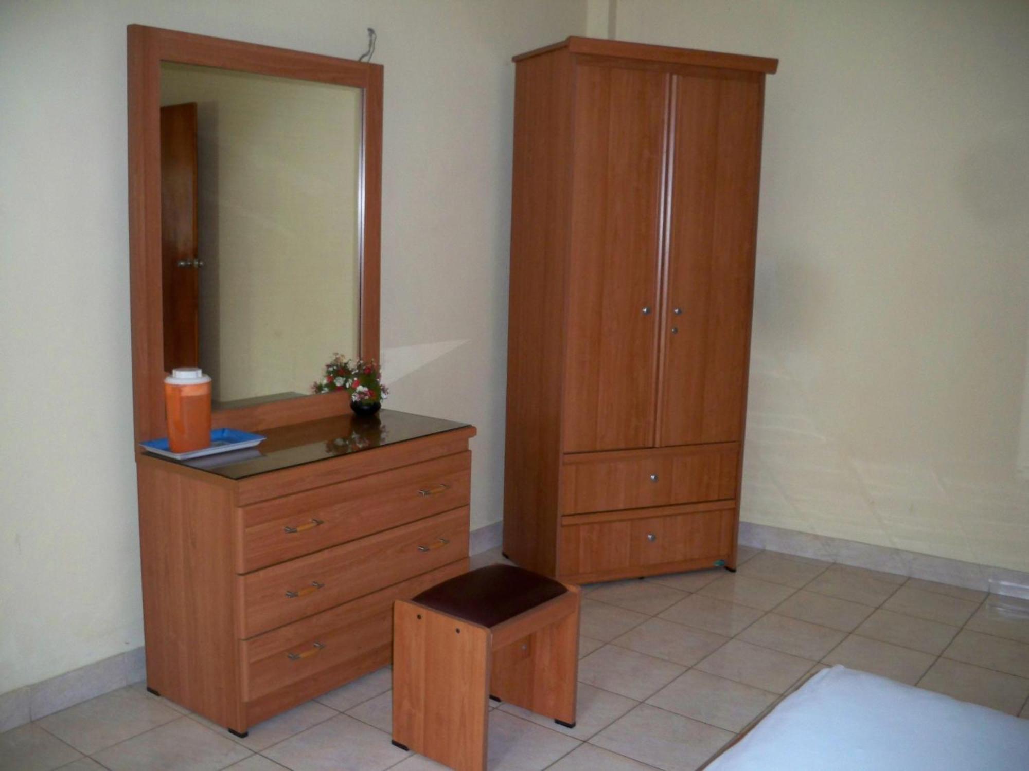 Hotel Red Rose Negombo Exterior photo
